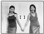 FUJIFILM A510 - Appuyez à mi-course sur le déclencheur pour effectuer la mise au point sur le sujet. - 2