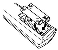 DENON PMA-510AE - Insertion des piles - 2