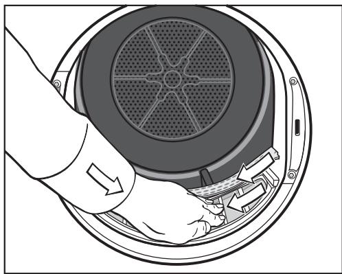 MIELE TWF760WP - Retirer les peluches visibles - 3