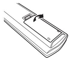 DENON DM-37 - Insertion des piles - 1