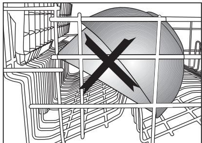 BARRYTHOMSON TDW4714 - Placing the dishes into the dishwasher - 2