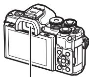 OLYMPUS E-M10 MKIV NU ARGENT - Permutation entre affichages - 4