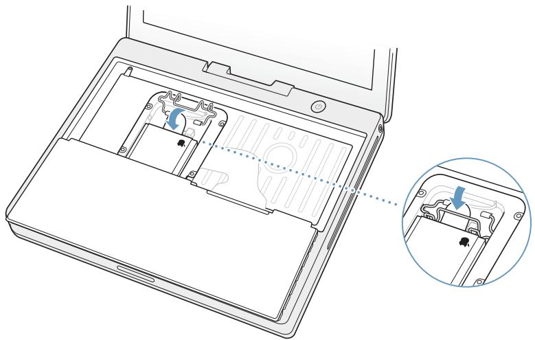 APPLE iBook G4 - Pour installer une carte airport extreme : - 2