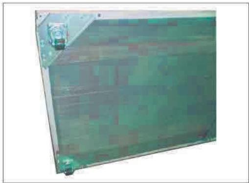 THOMSON CONGELATEUR TCHS02E - Installation des roulettes - 4