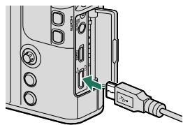 FUJIFILM XF10 - - Utilisation d'une télécommande filaire - 1