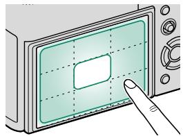 FUJIFILM XF10 - Commandes tactiles pour le zoom de mise au point. - 2