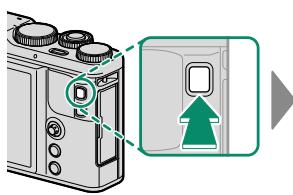 FUJIFILM XF10 - Zoom avant sur le collmateur de mise au point - 1