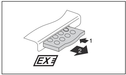 FUJITSU XA 2528-P5311 - Insérer une ExpressCard - 2