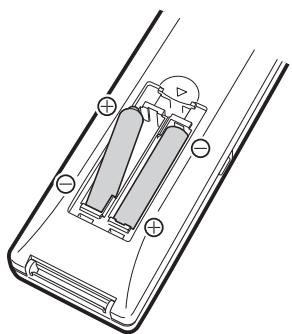 SHARP BDHP-20S - Insertion des piles dans la télécommande - 2