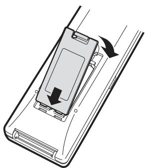 SHARP BDHP-20S - Insertion des piles dans la télécommande - 3