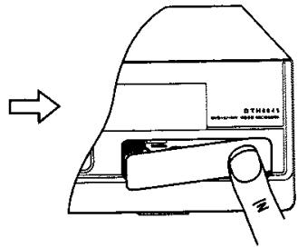 THOMSON DTH8043 - Accéder aux prises - 3