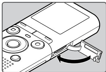 OLYMPUS VN-406PC - Insertion d'une carte microSD - 3