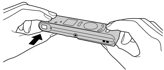 OLYMPUS W-10 - Tenue de l'appareil (enregistrement) - 1