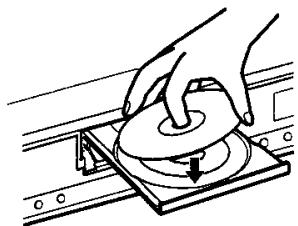 TOSHIBA SD-330E - Placez un disque sur le plateau. - 1