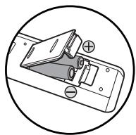 TOSHIBA DR265 - Installation des piles dans la télécommande - 3