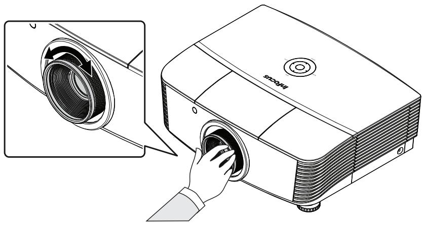INFOCUS SP8604 - Réglage de la bague de zoom, de la mise au point et de la distorsion - 1