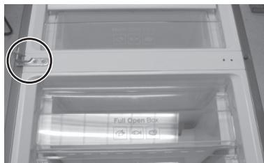 SAMSUNG RBSZJ501MWW - Démontage de la porte du réfrigerateur - 38