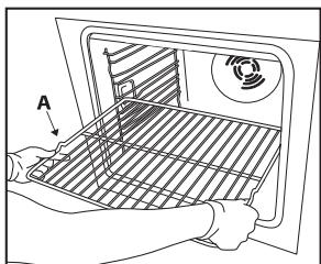 WHIRLPOOL AKZM770NB - INTRODUCTION DE GRILLES ET AUTRES ACCESSOIRES À L'INTÉRIEUR DU FOUR - 1