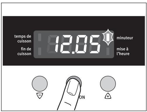 ARTHUR MARTIN FE 2408 WC - minuteur - 1