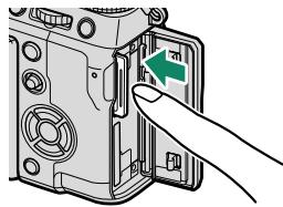 FUJIAPN HYBRIDEX-1T5 - -Removing Memory Cards - 1