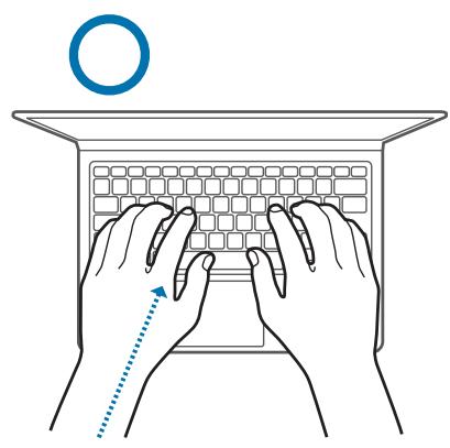 SAMSUNG GalaxyBook2Pro - Bras et mains - 1