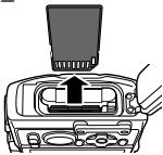 OLYMPUS KiT TG-830 - Pour retirer la carte memoire - 2