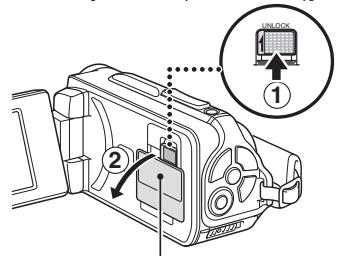 SANYO VPC-WH1EXY - Ouvrez le cache du compartment de la carte - 1