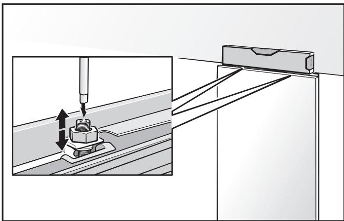 MIELE WT 1602 - Fixer et ajuster le panneau de façade - 4