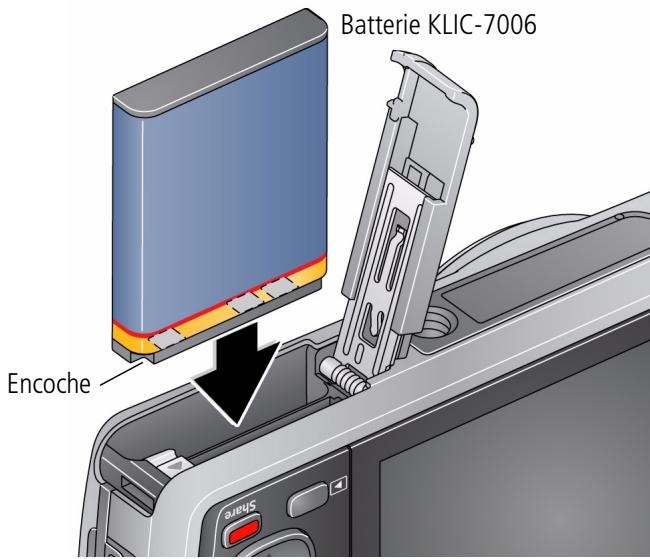 KODAK M580 - Fixer la dragonne, installer la batterie - 2