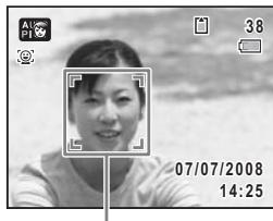 PENTAX M60 - Confirmez le sujet et les paramètres de la prise de vue sur l'écran. - 2
