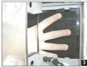 FAURE CHDV942X - Remplacement de l'ampoule déclairage - 4