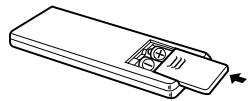 DENON DCM-280 - Insertion de la pile - 3