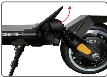 MINIMOTOR DUALTRON MINI 52V15 AH - 1000 W - Etape 1. Desserer les vis - 2