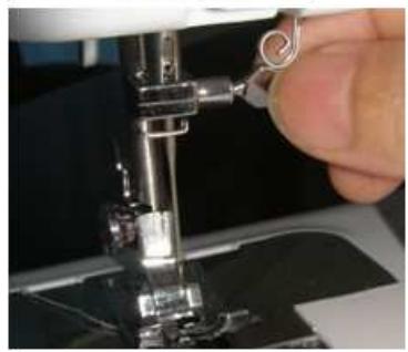 DOMOCLIP DOM343 - INSTALLATION ET CHANGEMENT DES AIGUILLES - 5