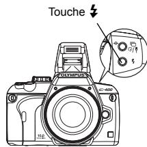 OLYMPUS NC - Appuyez sur la touche pour relever le flash. - 1