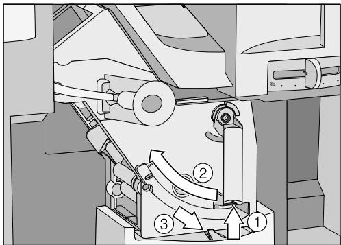MIELE CVA6805BW - Retirer l'unité de percolation et la nettoyer à la main - 1
