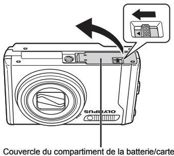 OLYMPUS MJU9000 - Insérer la batterie et la carte xd-Picture CardTM (vendue séparément) dans l'appareil photo - 1