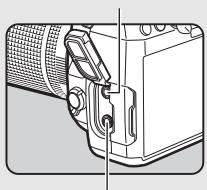 PENTAX K-3 MARK III NU NOIR - Utilisation d'un microphone ou d'écouteurs - 1