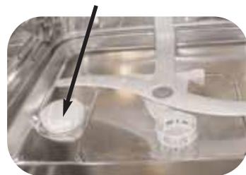 DE DIETRICH DVF 440 JE1 - ③ Remplissage du réservoir à Sel régénérant - 1