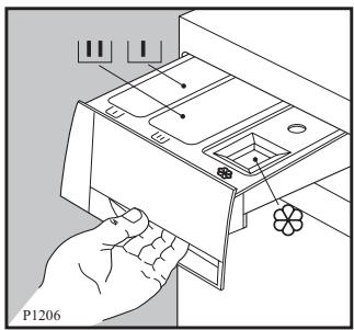 ARTHUR MARTIN AWW 1227 - Symboles - 1
