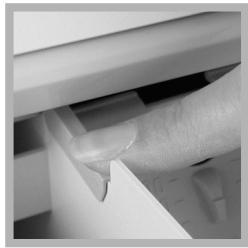 ARISTON AV-XXF 137 BLANC - Nettoyage du tiroir à produits lessiviels - 1