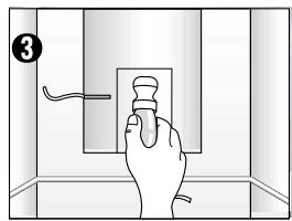 DAEWOO FRS-U21DCB - Remplacement des lampes du congélateur - 3