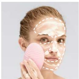 FOREO LUNA 2 PEAU MIXTE - APPLIQUEZ VOTRE PRODUIT NETTOYANT - 1