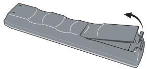 PIONEER DVR720H - Mise en place des piles dans le boîtier de télécommande - 1