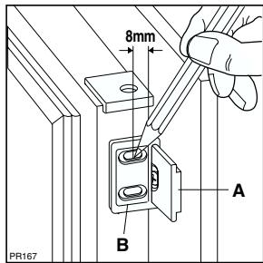 ARMAR ARN 2932 - Attention: veillez à ne pas obstruer les ouvertures de ventilation. - 13
