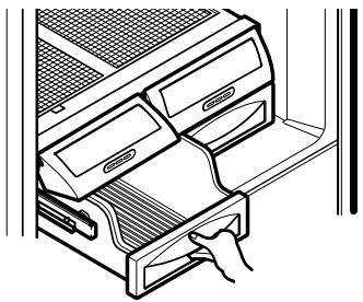 LG-GOLDSTAR GRF2286JUKA - Pour enlever le bac à légumes: - 1