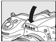 NIKON D300+18/200+MBD10 - Fermetre du flash intégré - 1