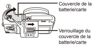 OLYMPUS STYLUS SZ-17 - Insertion et retrait de la batterie et de la carte (disponible dans le commerce) - 1
