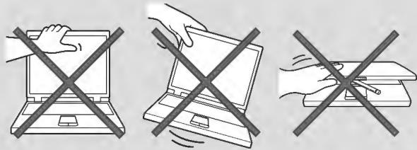 TOSHIBA LS5OT-C-100 - Ouverture de l'écran - 5