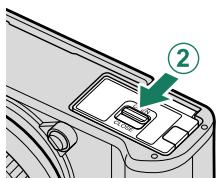 OATAPMX T50 - Fermez le couvercle du compartment de la batterie. - 3